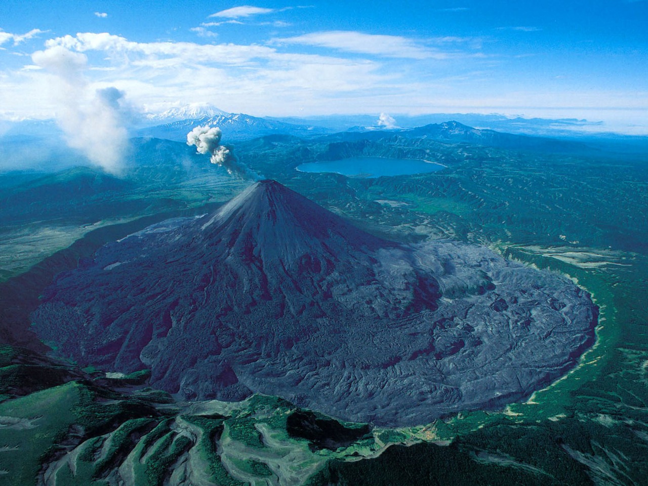Извержения вулканов: пейзажи Камчатки