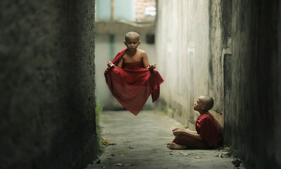 Секрет левитации: йоги и монахи