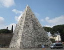 Мегалитическая архитектура - пирамида Caius Cestius