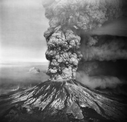 стихийные бедствия изменившие историю извержение Кракатау