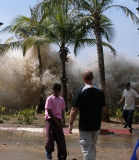 цунами на Мальдивах