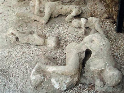 жертвы извержения в Помпеи