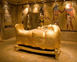 саркофаг Тутанхамона
