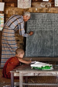 официальный язык в Бирме