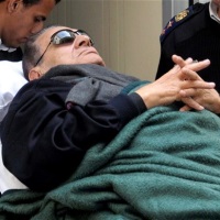 суд над Хосни Мубараком